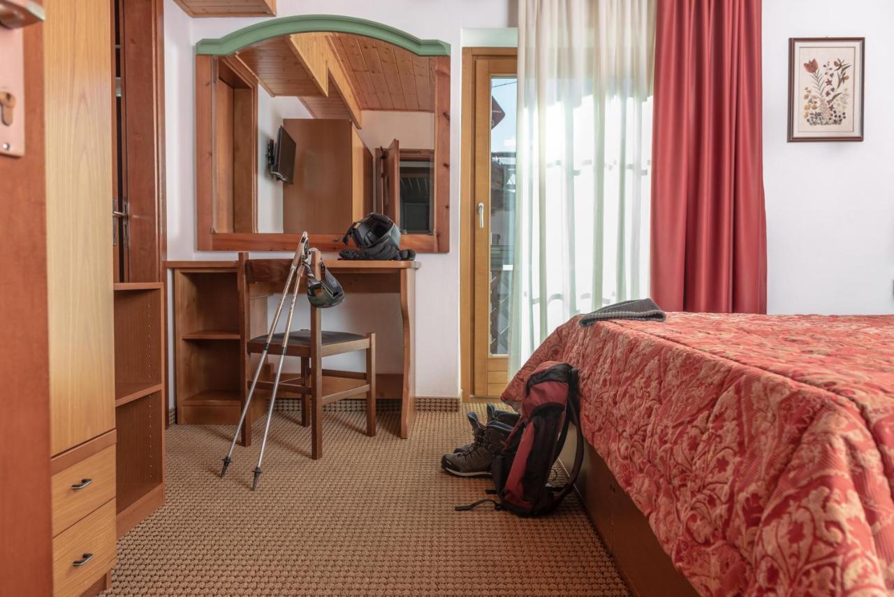 Hotel Italo مادونا دي كامبيليو المظهر الخارجي الصورة