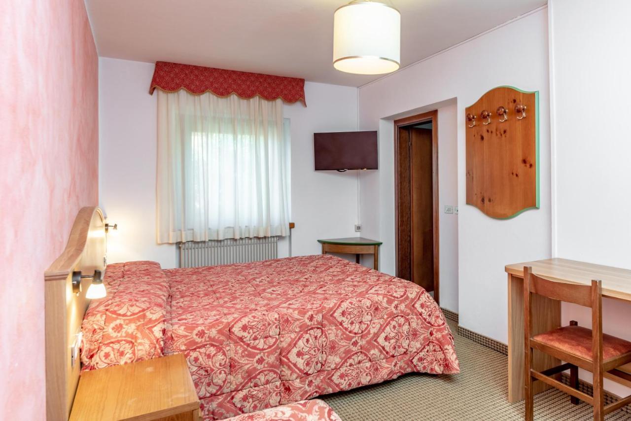 Hotel Italo مادونا دي كامبيليو المظهر الخارجي الصورة