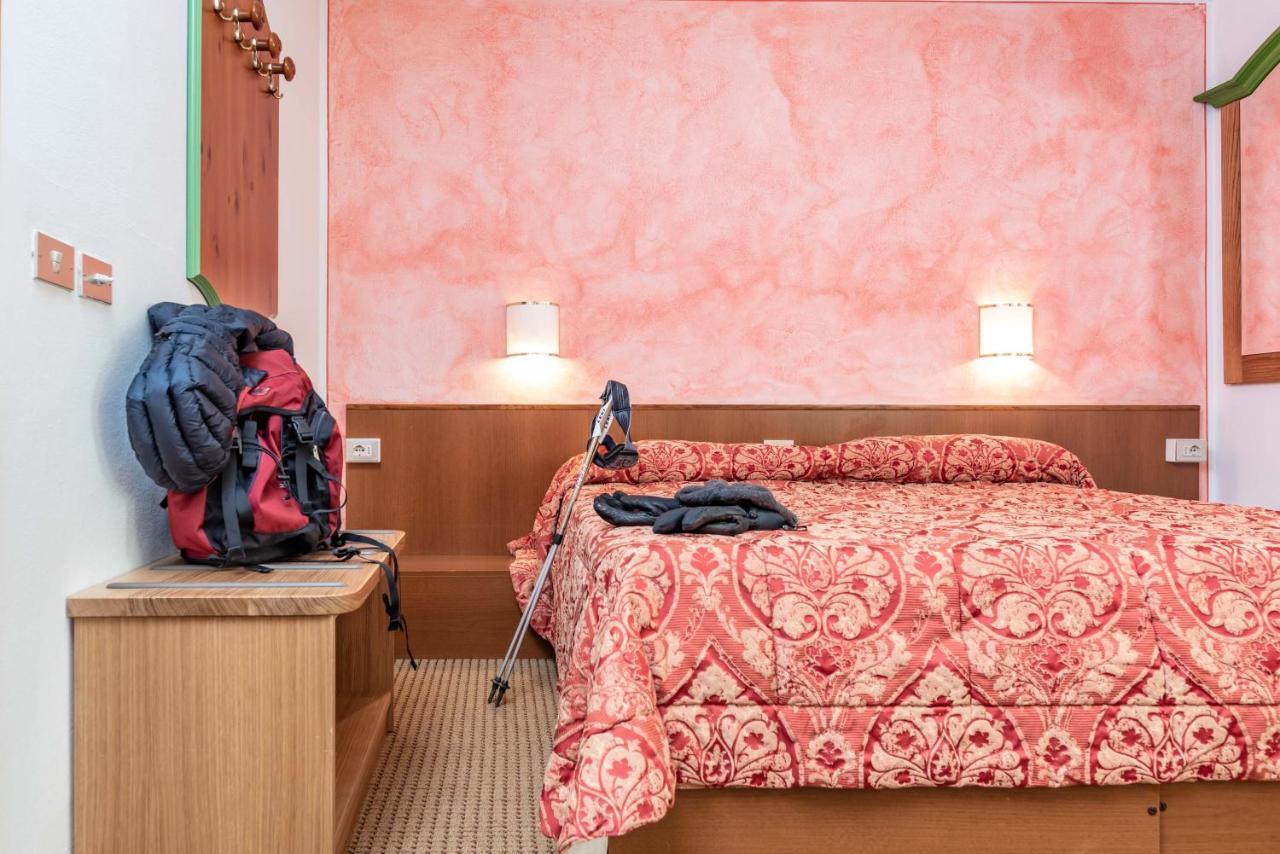 Hotel Italo مادونا دي كامبيليو المظهر الخارجي الصورة