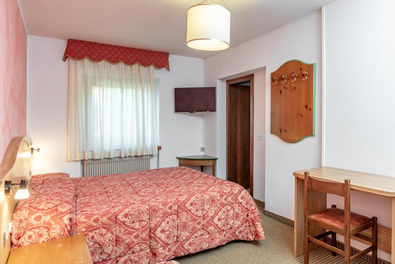 Hotel Italo مادونا دي كامبيليو المظهر الخارجي الصورة