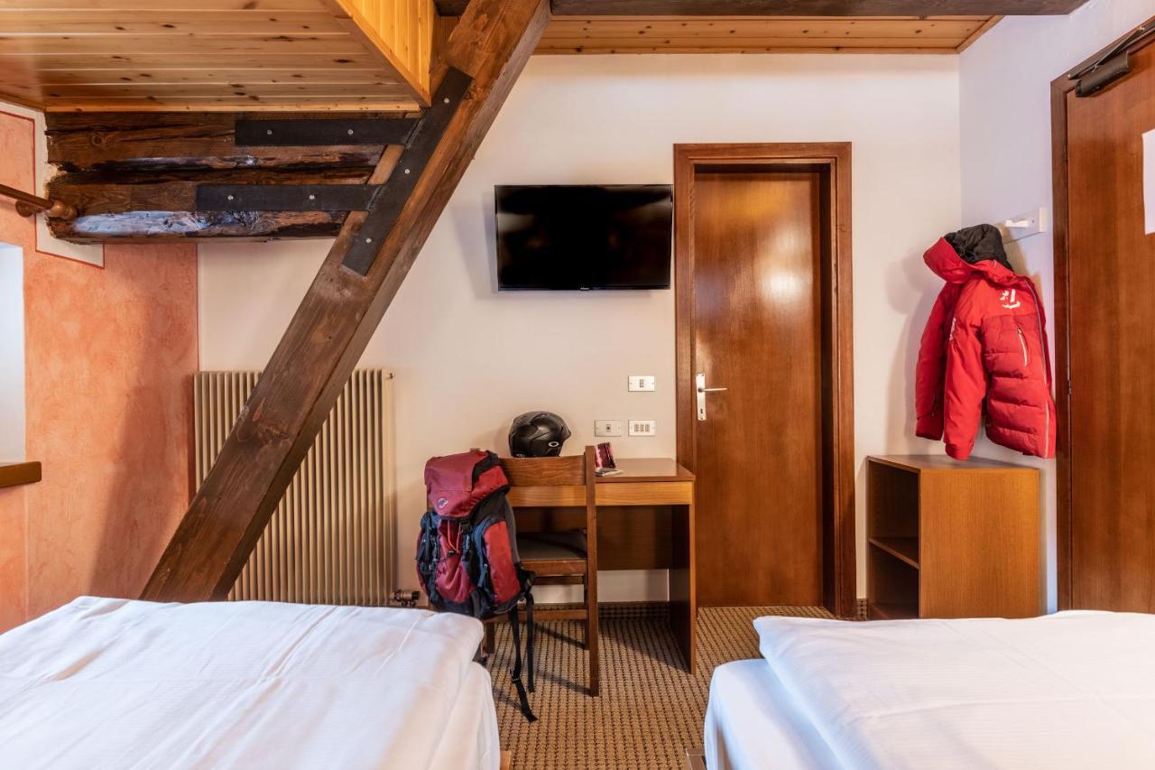 Hotel Italo مادونا دي كامبيليو المظهر الخارجي الصورة