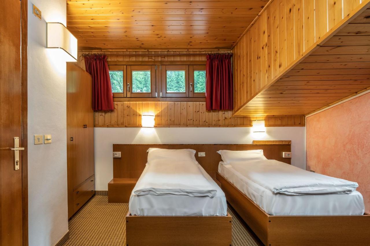 Hotel Italo مادونا دي كامبيليو المظهر الخارجي الصورة