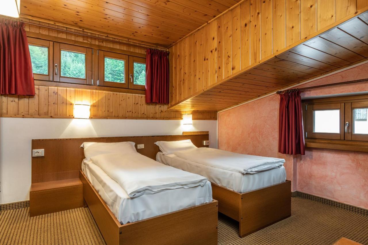 Hotel Italo مادونا دي كامبيليو المظهر الخارجي الصورة