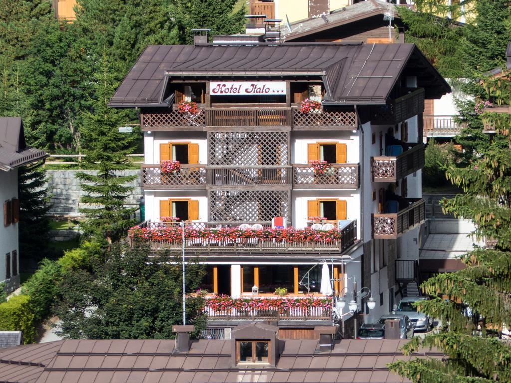 Hotel Italo مادونا دي كامبيليو المظهر الخارجي الصورة